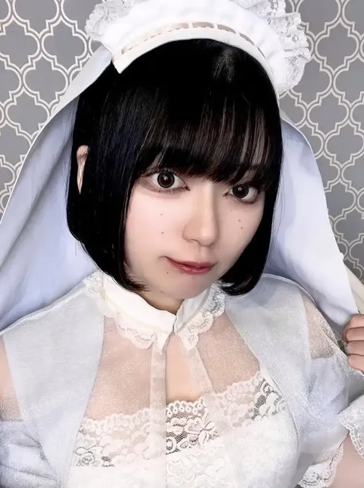 にいな﻿ちゃん - Lulu Veil