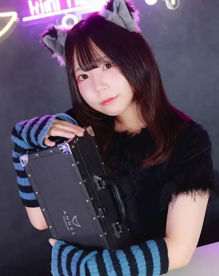 雅うづきちゃん - キミとねこ