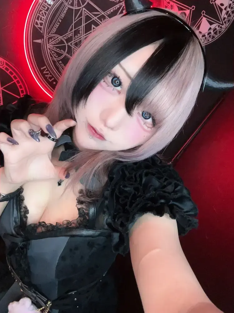 リ亜ちゃん - Bloody Gothic