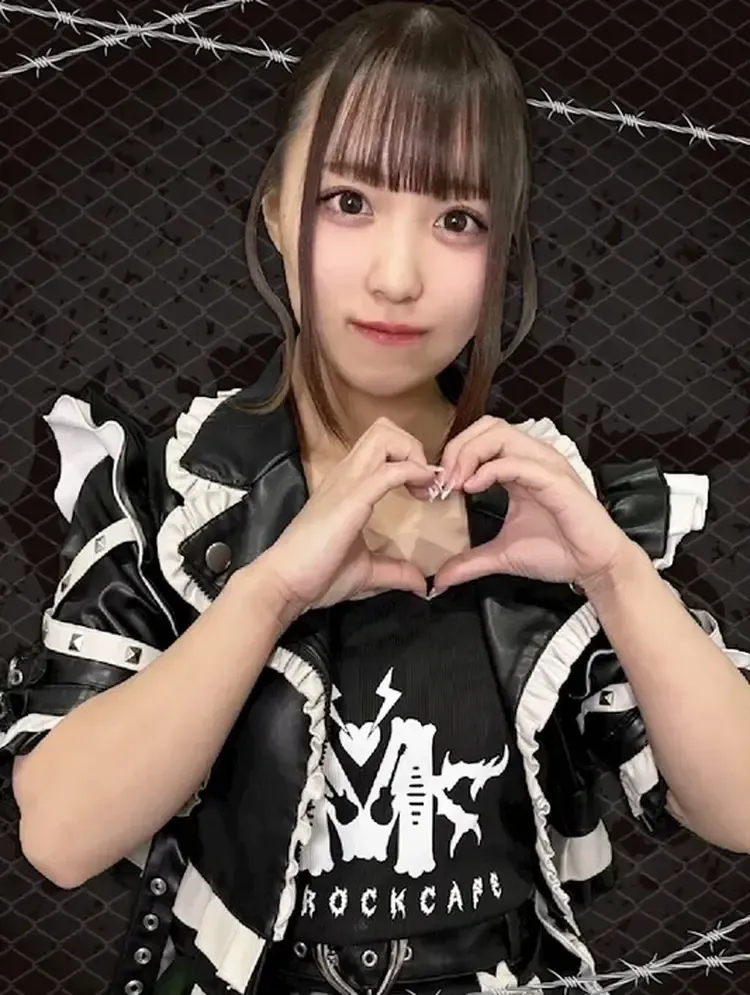 まこちゃん - メイドロックカフェ東京