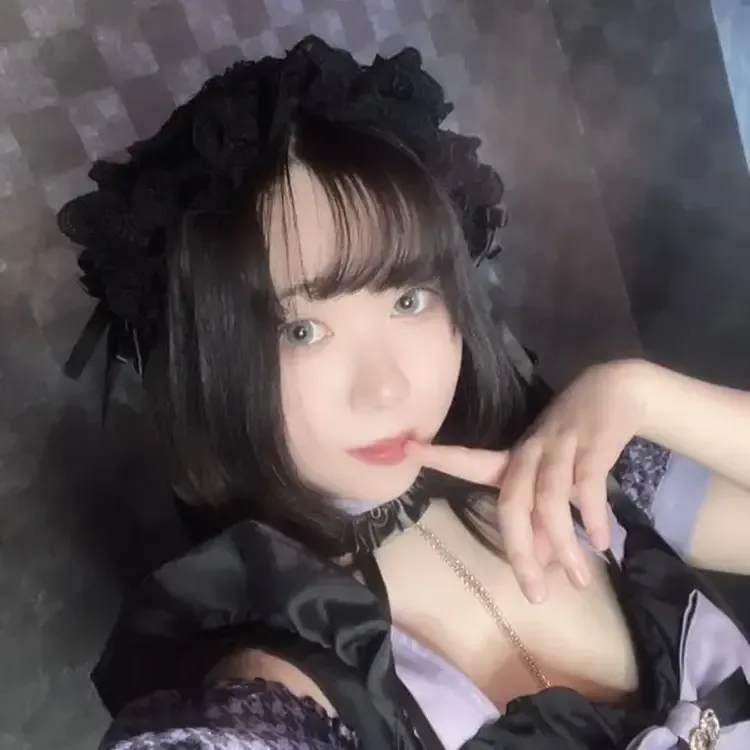 すぃちゃん - 推しへの愛は深く