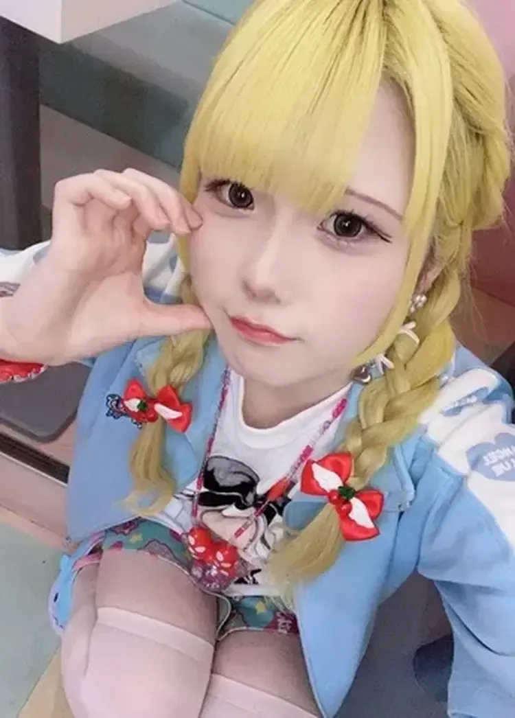 あとちゃん - #大人なのに女児服着てるカフェ