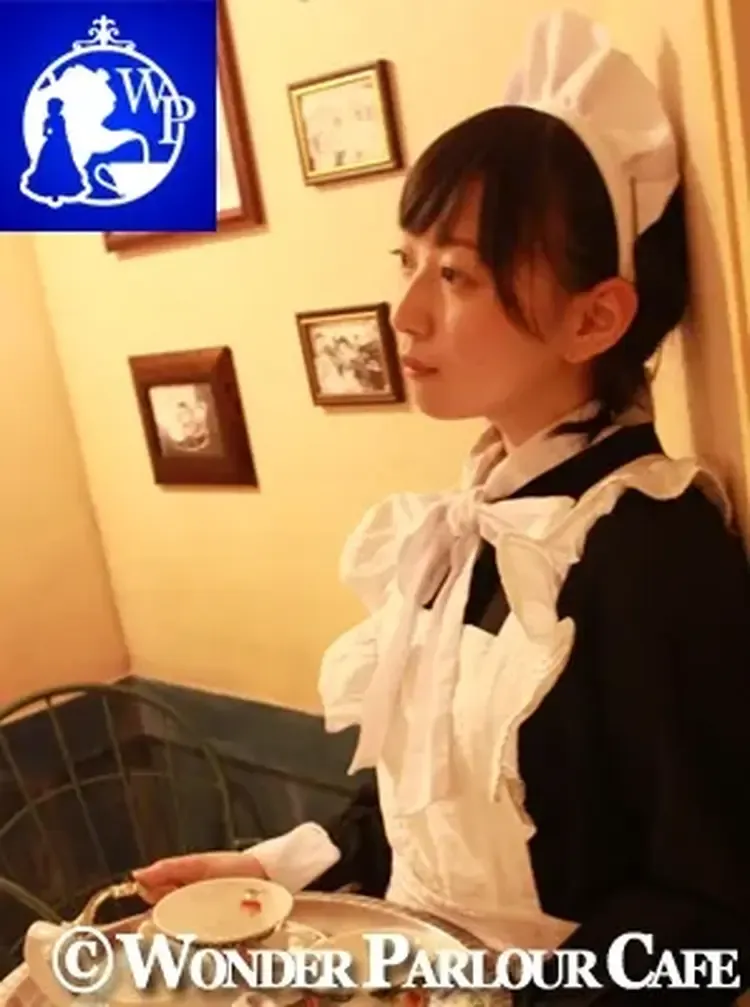 みつばちゃん - Wonder Parlour Cafe