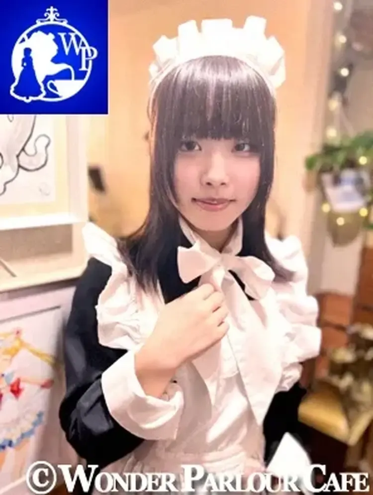 鶯神楽ちゃん - Wonder Parlour Cafe