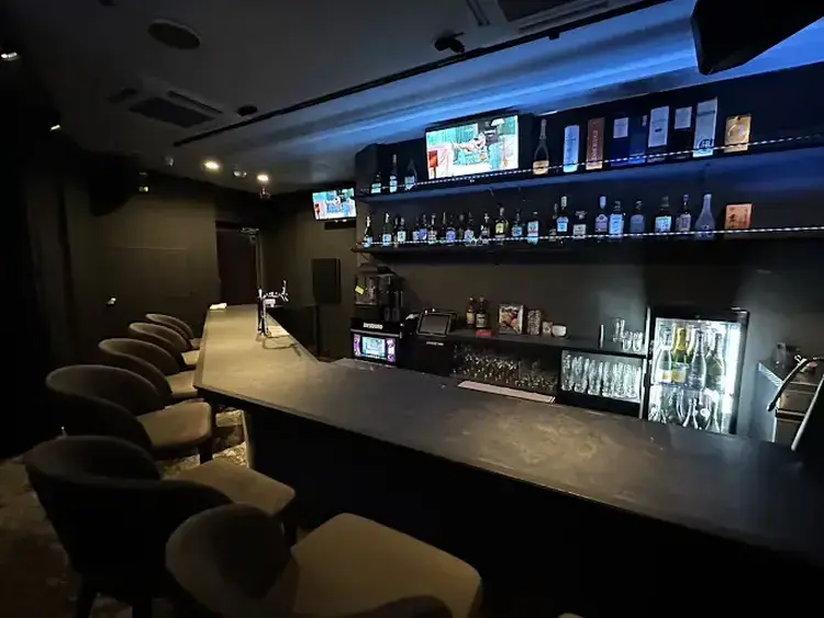 BOX目黒駅前店 - 目黒のコンセプトバー