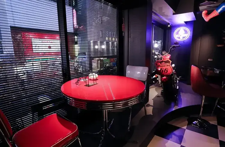 Candy Doll - 札幌・すすきののコンセプトバー