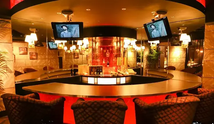 PICASSO - 札幌・すすきののコンセプトバー