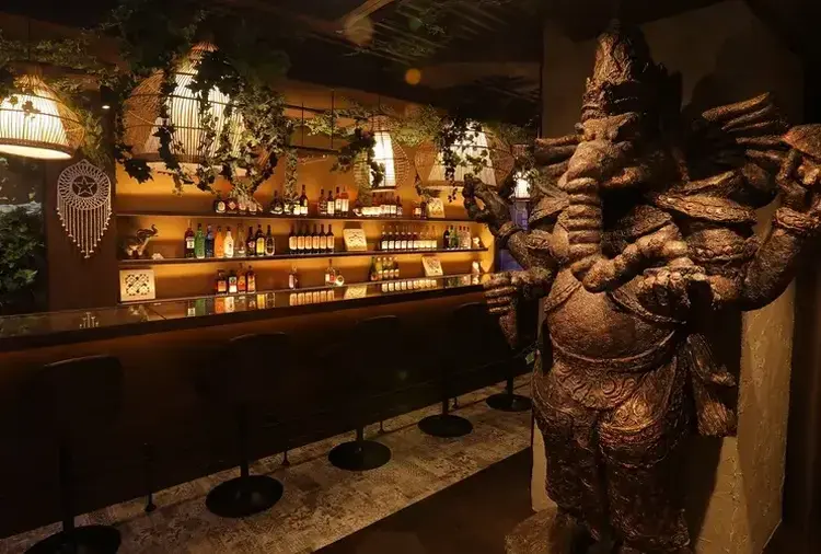 elephant cafe - 札幌・すすきののコンセプトバー