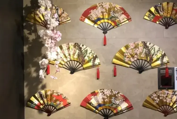 Neo花魁飲処 小町 - 池袋のコンカフェ