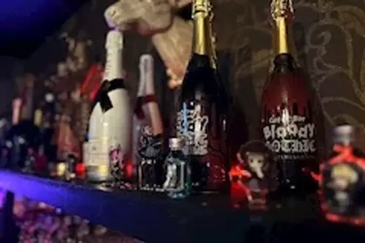 Bloody Gothic - 日本橋のコンカフェ