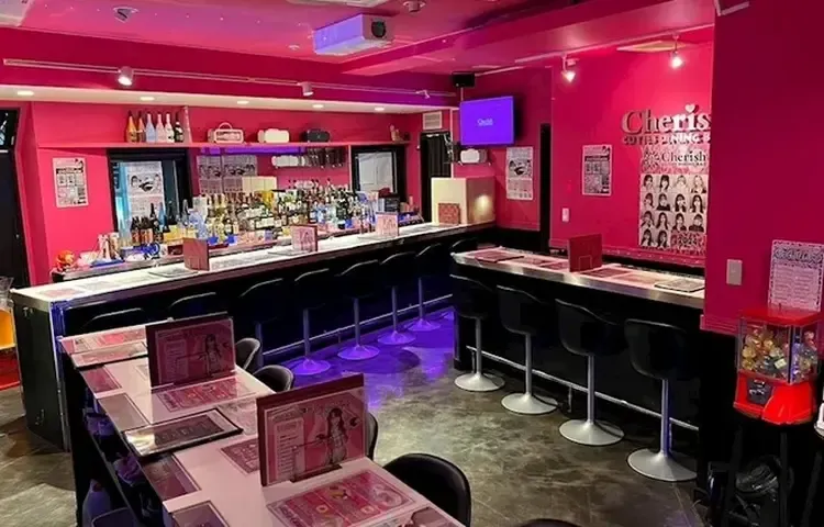 CUTIES DINNING BAR Cherish - 池袋のコンセプトバー