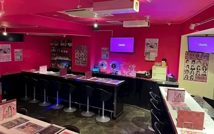 CUTIES DINNING BAR Cherish - 池袋のコンセプトバー